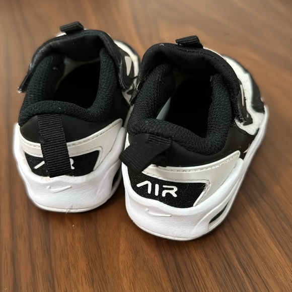 Nike Air Max Bolt - 5C - Picture 2 of 6